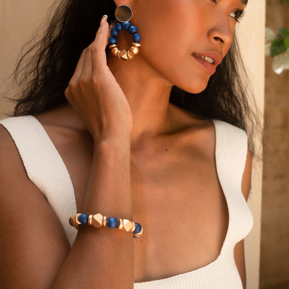 THE JENNY Cobalt Blue & Gold Wooden Bead Bracelet