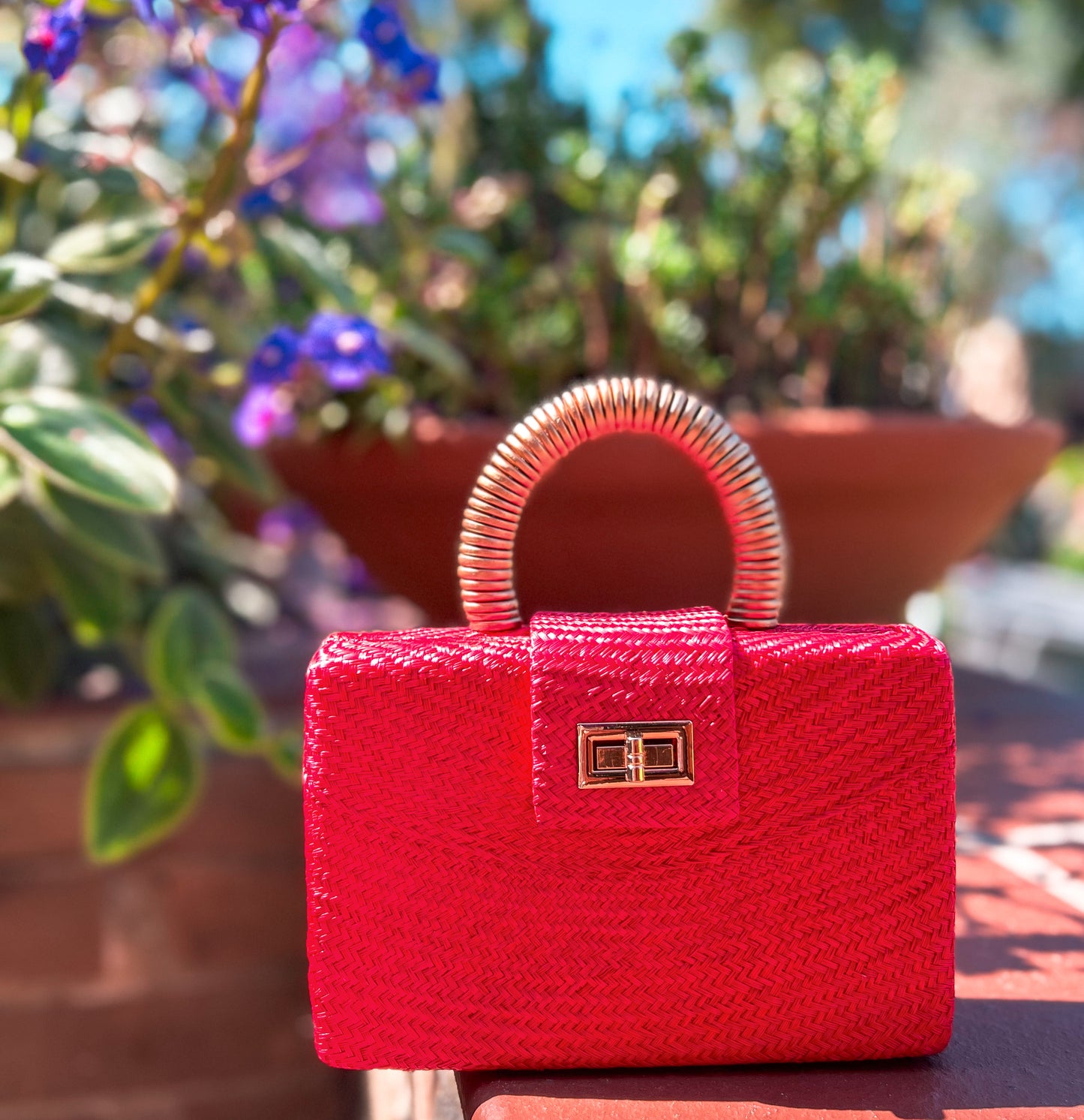 THE GRACIE Red & Gold Woven Buntal Straw Clutch Bag