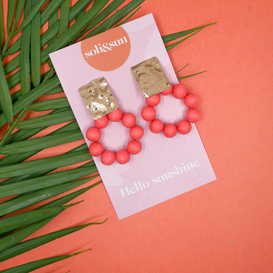 THE JAYNIE Coral & Gold Round Wooden Bead Earrings