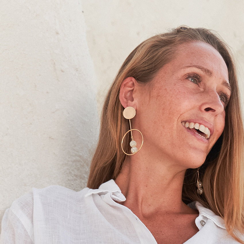 THE SHELLY Gold Bar & Hoop & Shell Inlay Statement Earrings