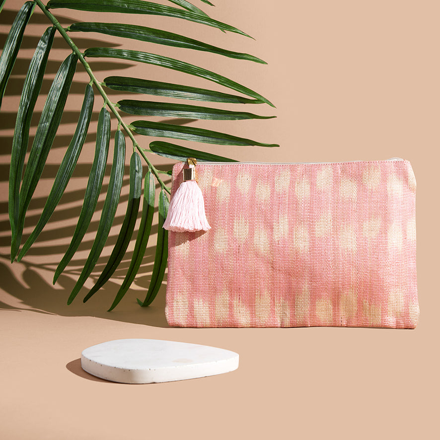 The Frankie, Light pink pattern woven pouch